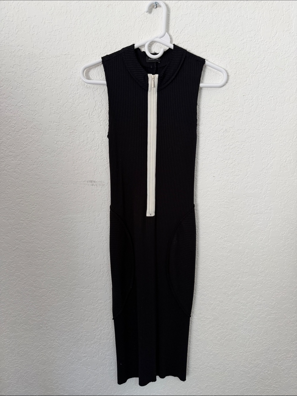 Sleeveless Black Midi Dress with Front Zipper